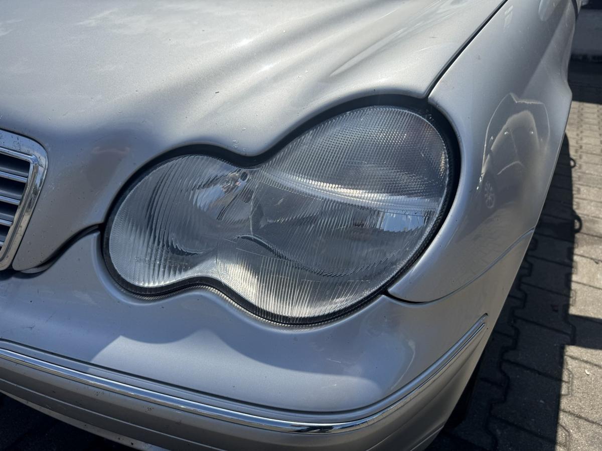 Mercedes C Klasse W203 original Scheinwerfer vorn links Halogen Bj.2001